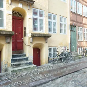 Canal 1 - 8 København