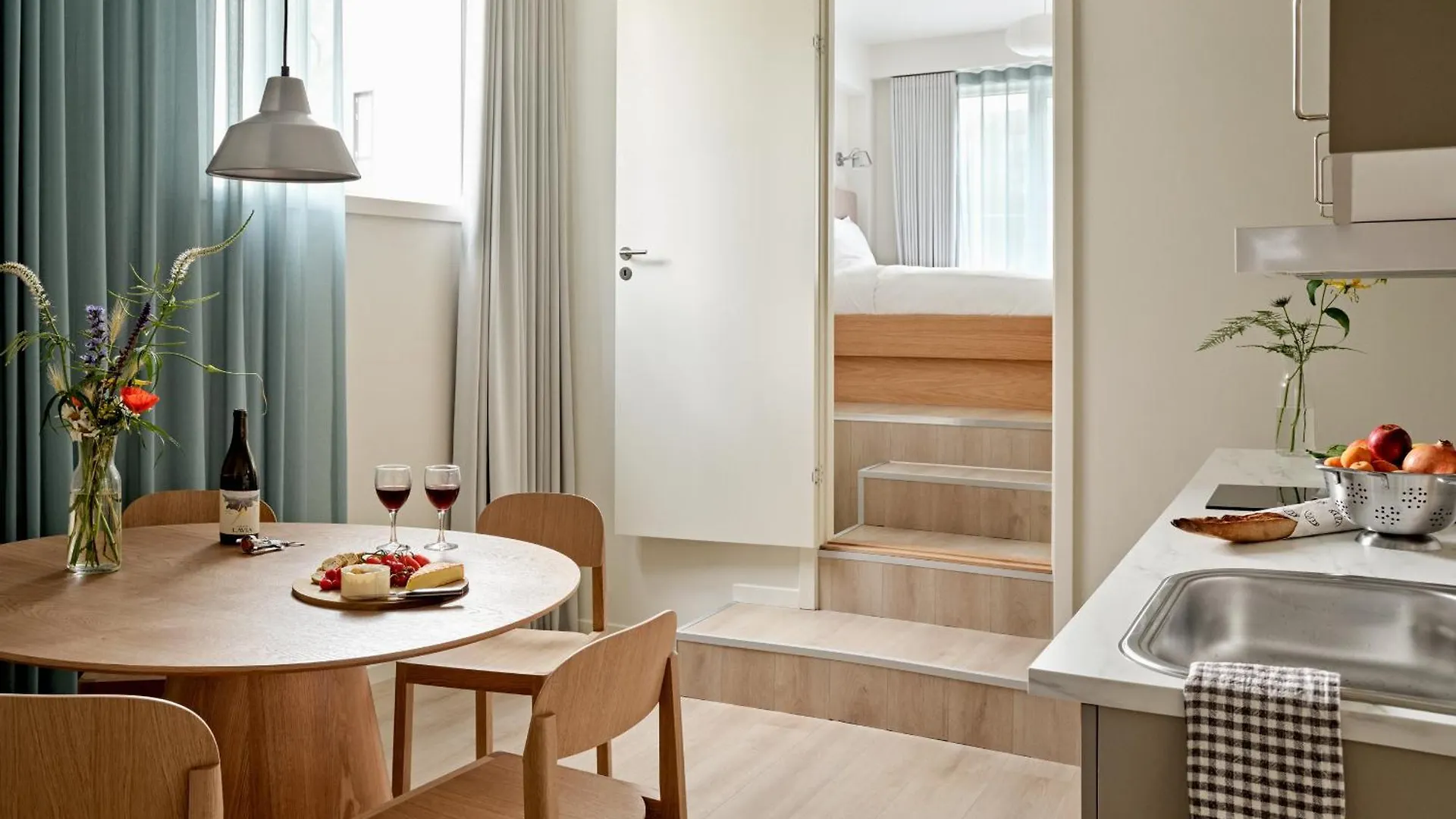 Flora Apartment Hotel Copenhagen 0*,